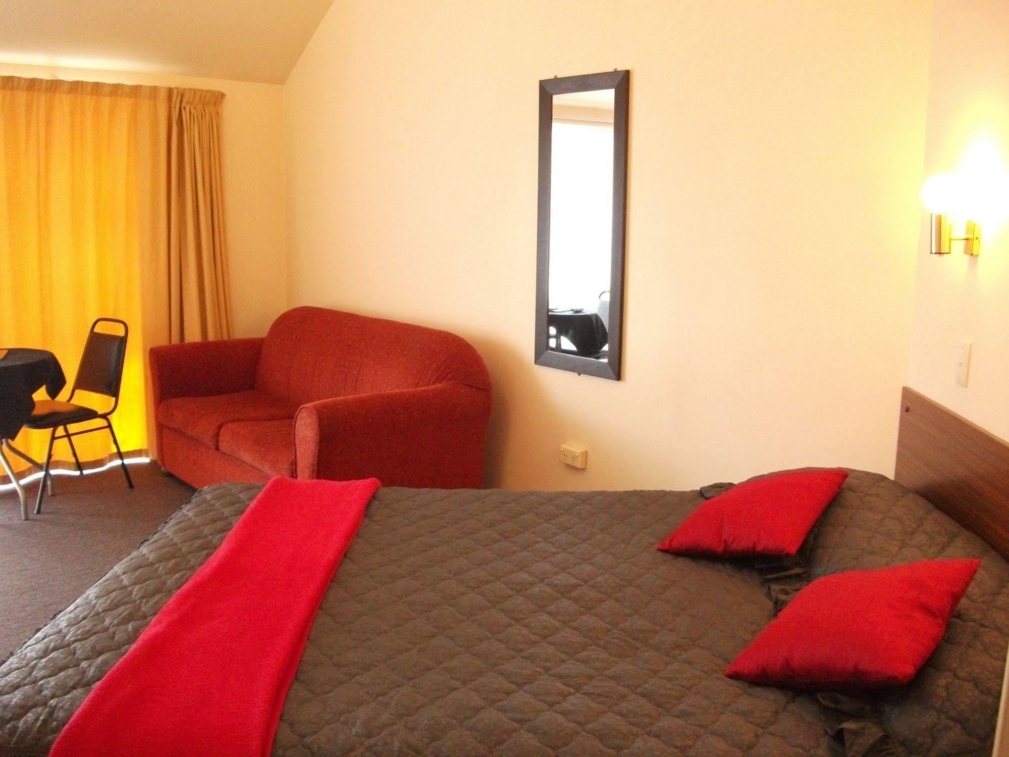 Gateway Motor Lodge Dannevirke Екстер'єр фото
